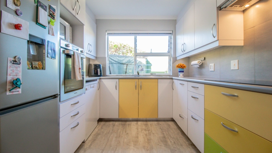 2 Bedroom Property for Sale in Pinelands Western Cape